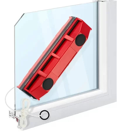 Dispozitiv magnetic special pentru curatatea geamurilor