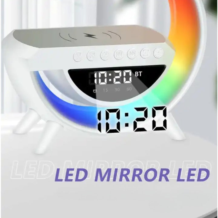Boxa Multifunctionala 3 in 1, Lampa LED RGB Smart, cu ceas, Boxa Bluetooth, Incarcator Telefon Wireless, Lumina RGB, Alb